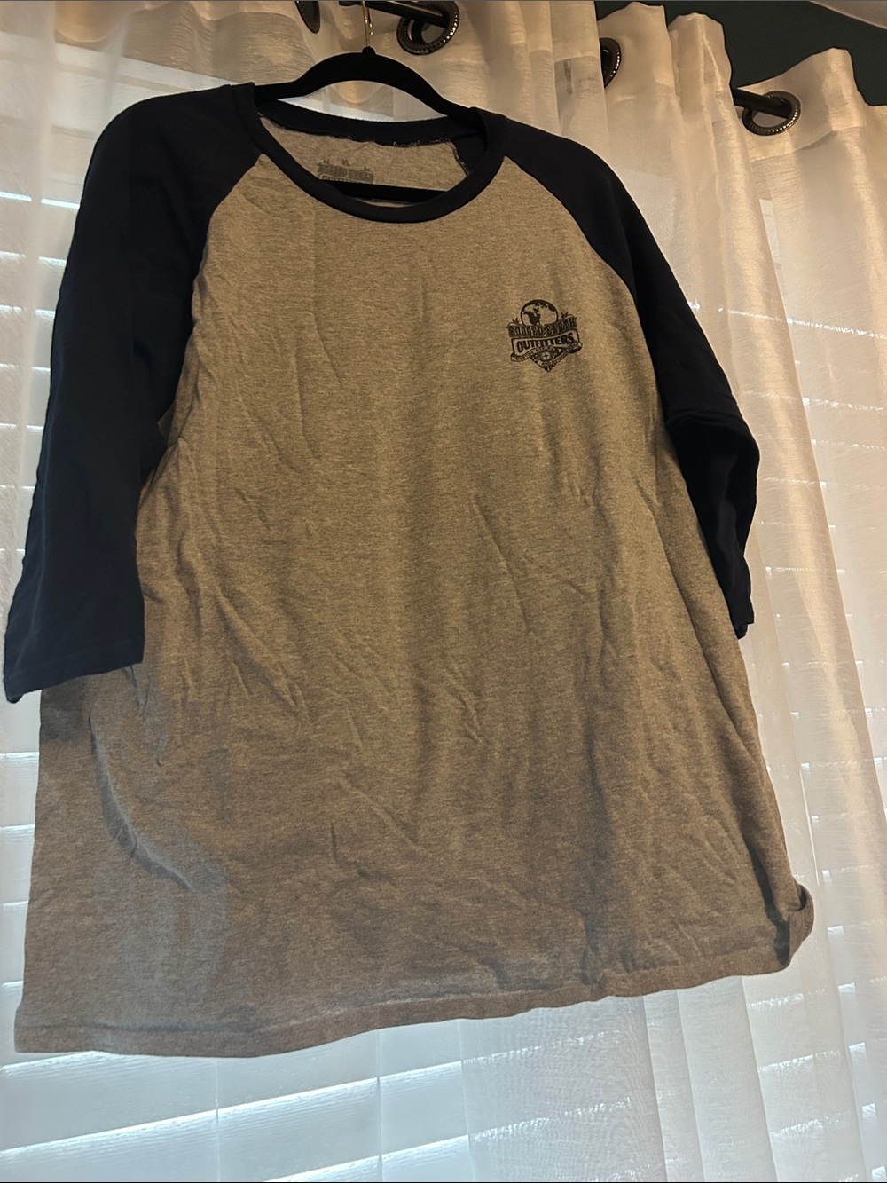Outfitters Raglan Long Sleeve Tee - Gray with Navy Sleeves